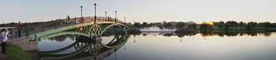 Панорама: Москва, Музей-заповедник Царицыно, пруд и фонтан
